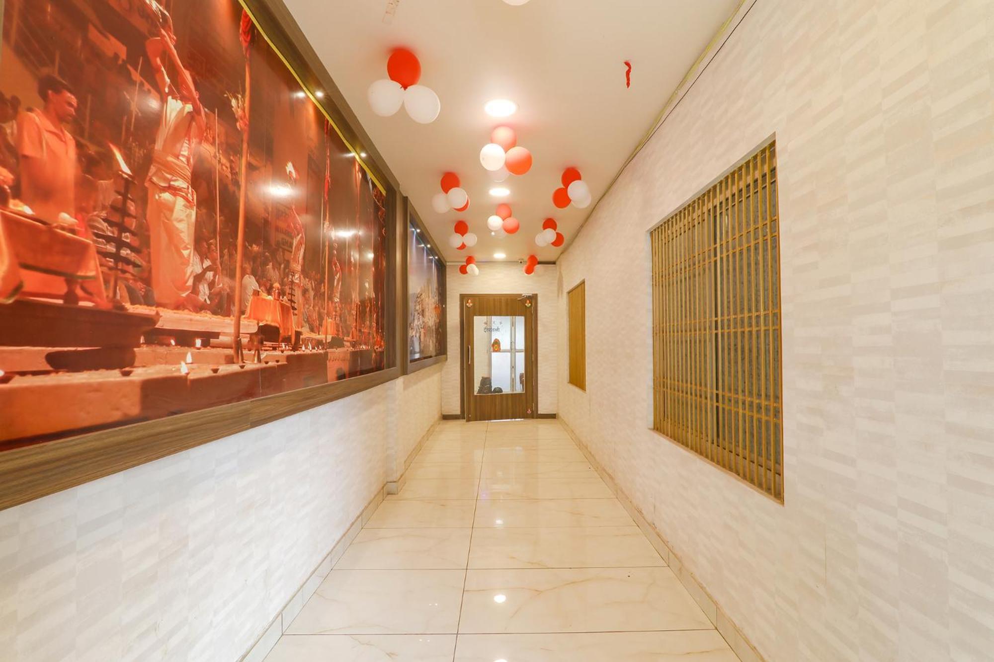 Fabhotel Swarn Banquet Kakarmatha Exterior foto